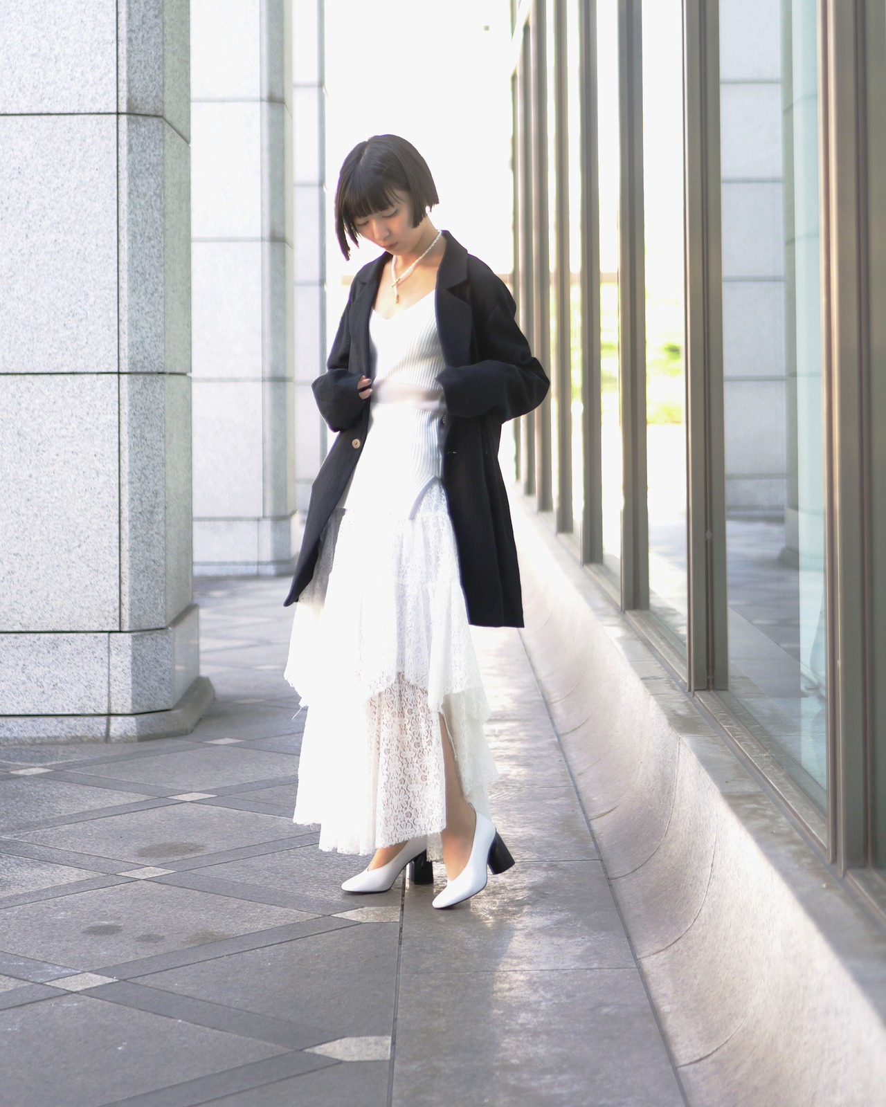 AMBERGLEAM - 2WAY Tiered Skirt ：LACE｜2WAY仕様／ドローコードシャーリング／ティアードレース／膝スリット／前後差アレンジ