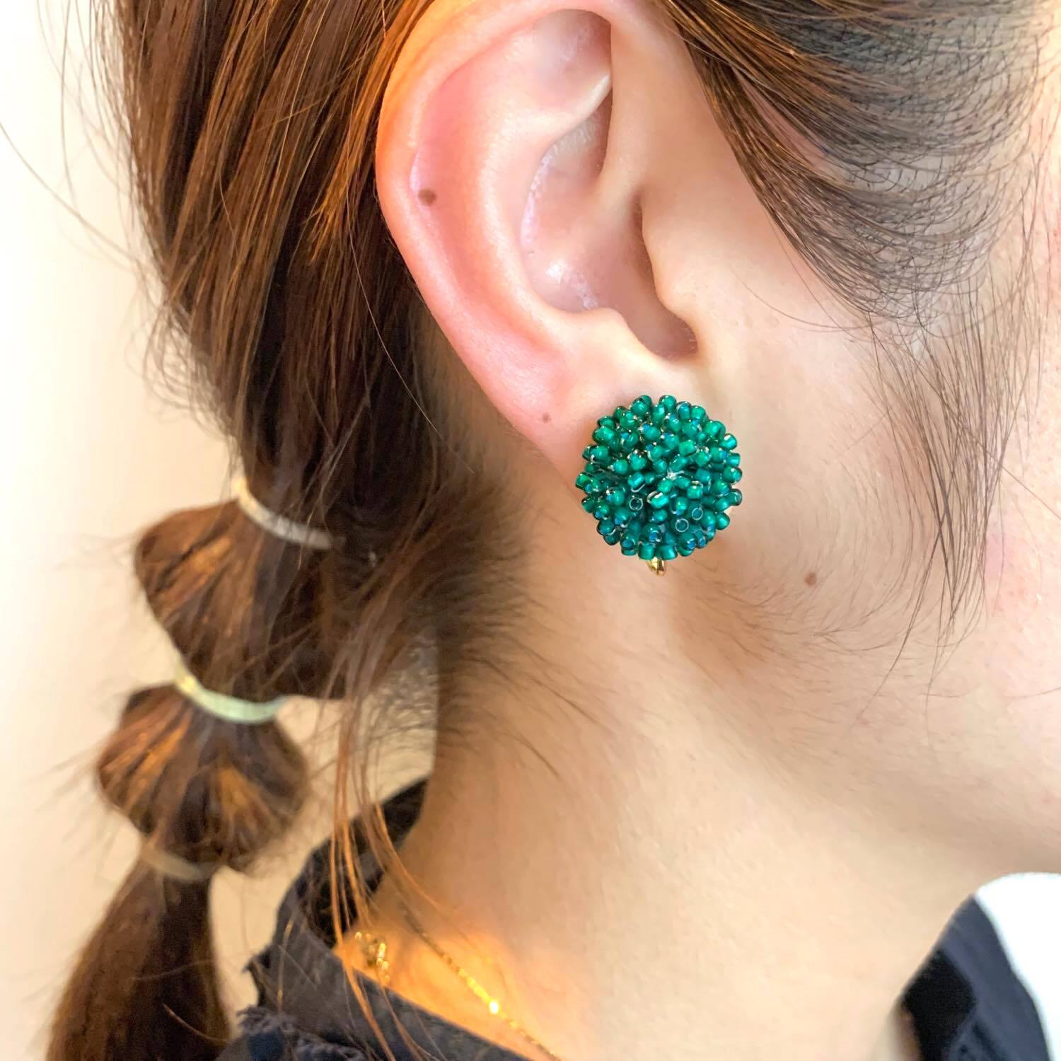 再入荷〉Duaオリジナル ビーズカボションの〈ピアス/イヤリング〉S