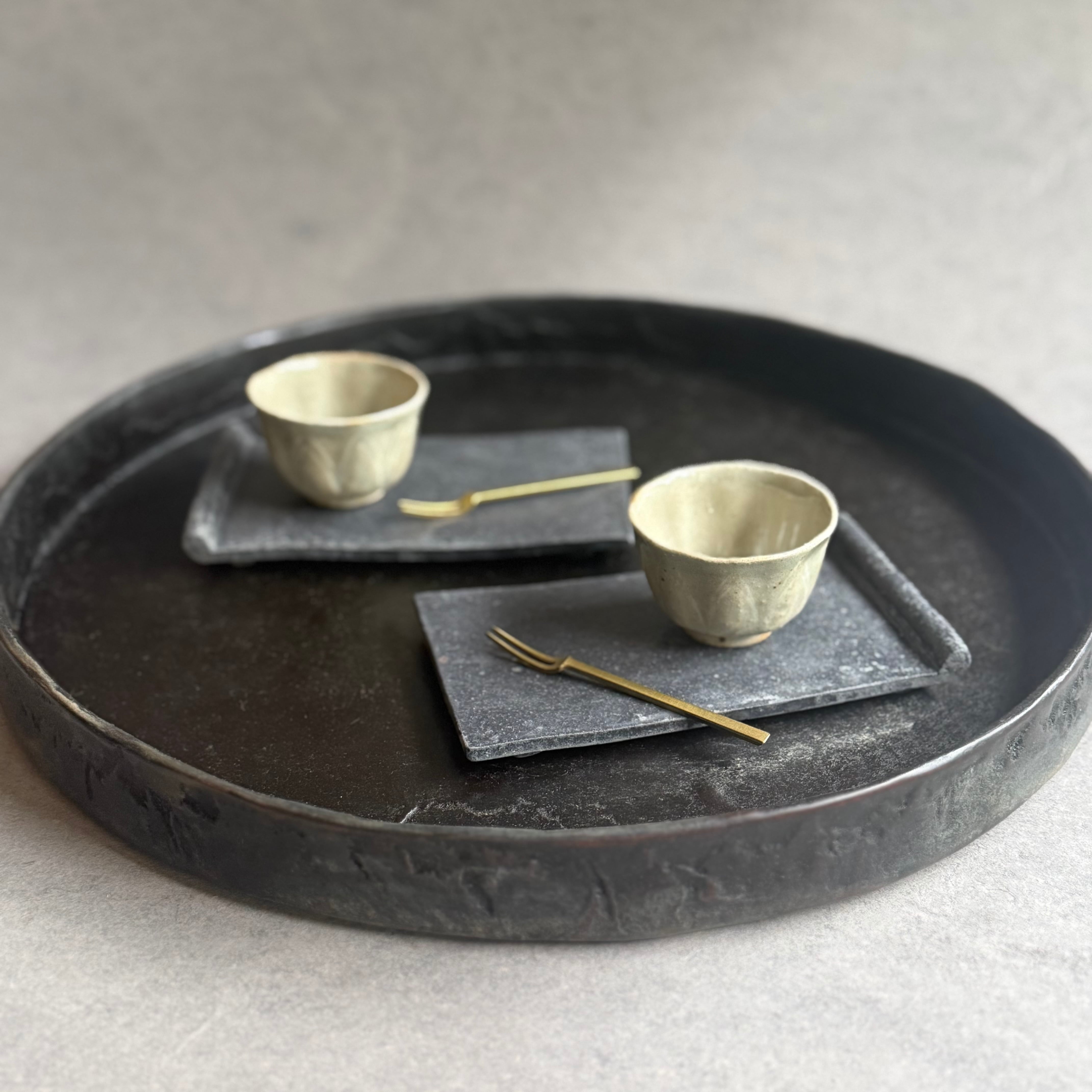 日高伸治 青白磁茶杯 | gallery 一白