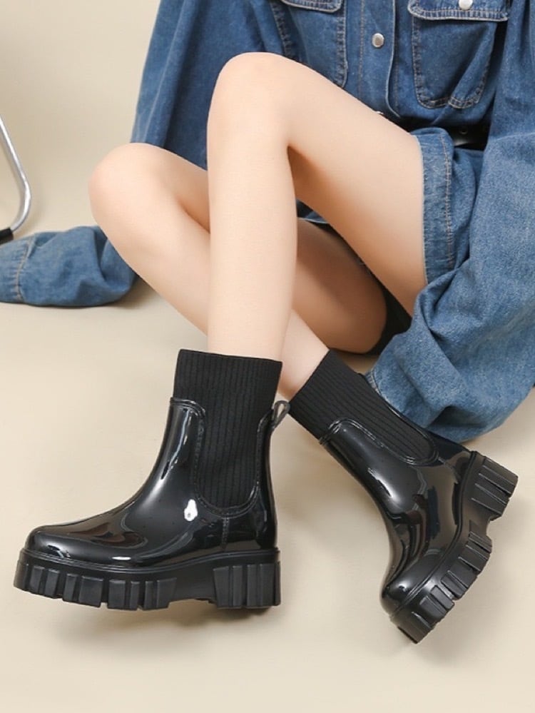 雨の日でも可愛いを諦めない サイドゴア厚底レインブーツ 防水