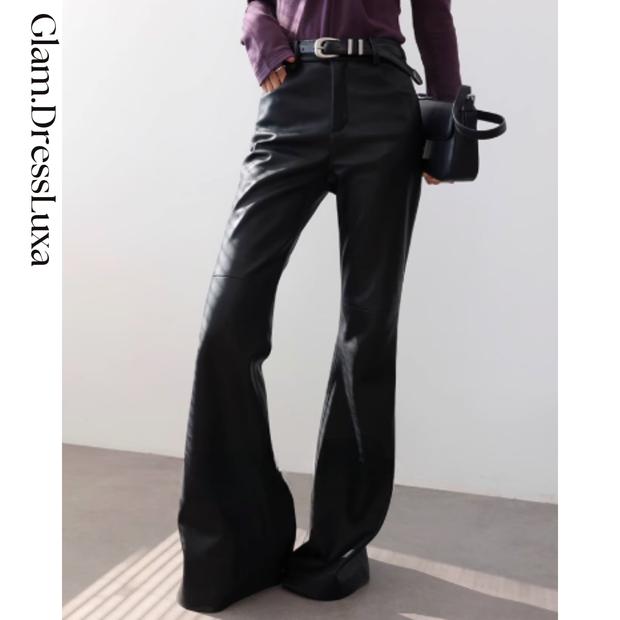 PUレザー ブーツカットパンツ_P326
