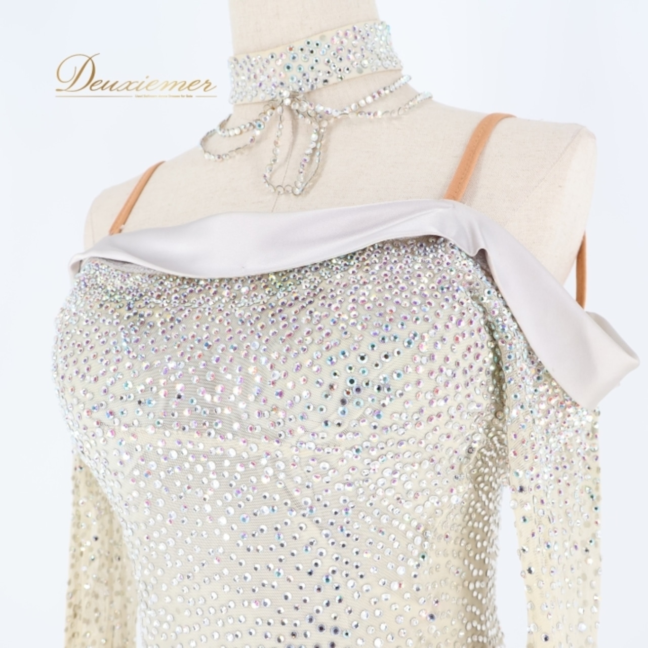 社交ダンス 衣装 スタンダードドレス ワンピース ドレス スタンダード 灰 デモ 競技 ダンス パーティ 発表会 綺麗 グレイ系 明るめグレー おしゃれ デザイン スタイル シンプル エレガント レディースドレス フォーマル パーティードレス 大人用