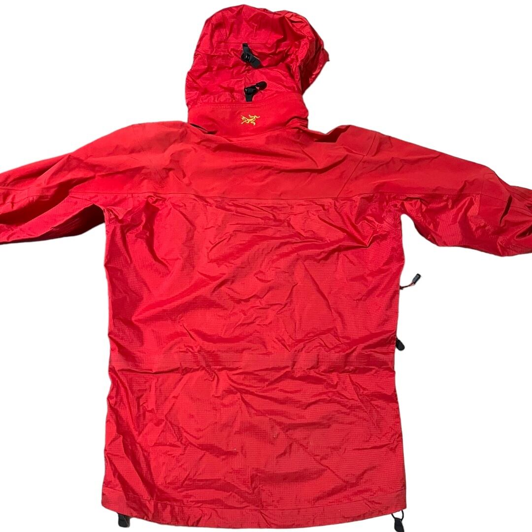 90s Arc'teryx Theta LT Jacket “Red”