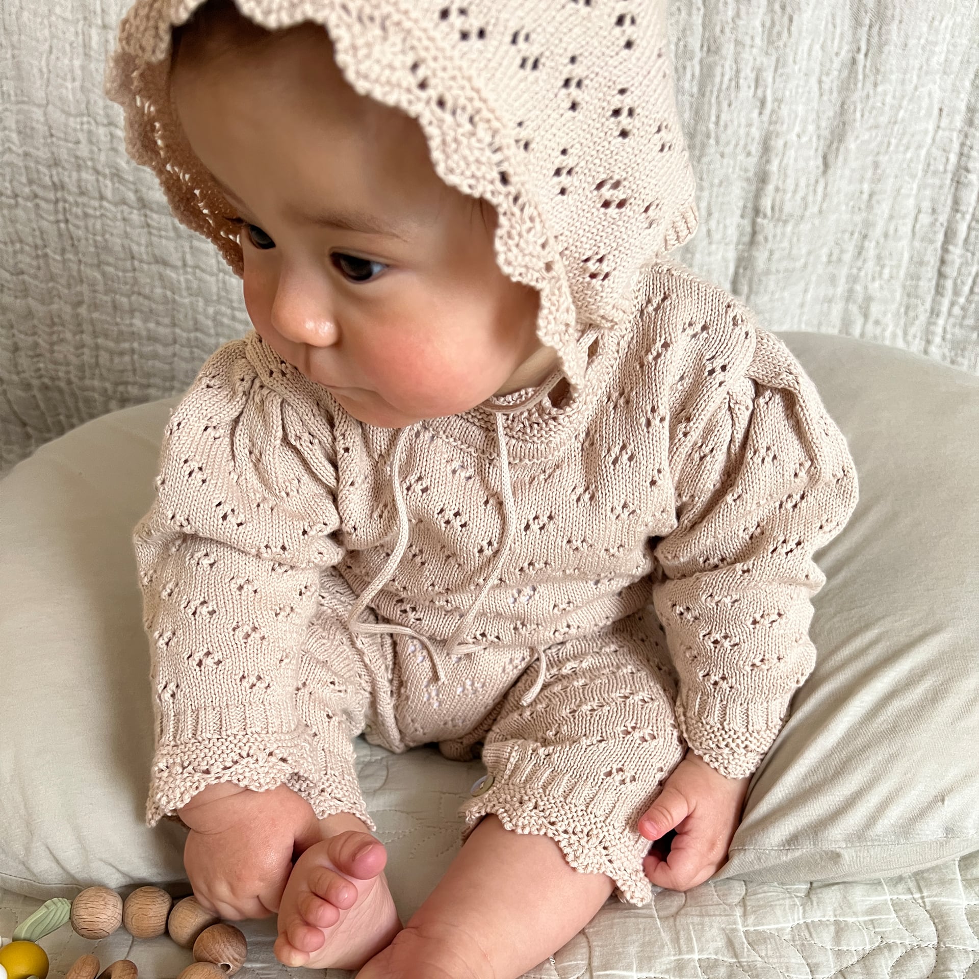 【即納】透かし編みニットロンパース ボンネットセット