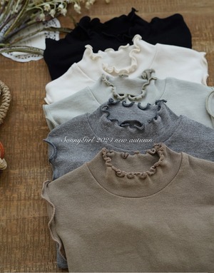 Frill point long sleeve tops