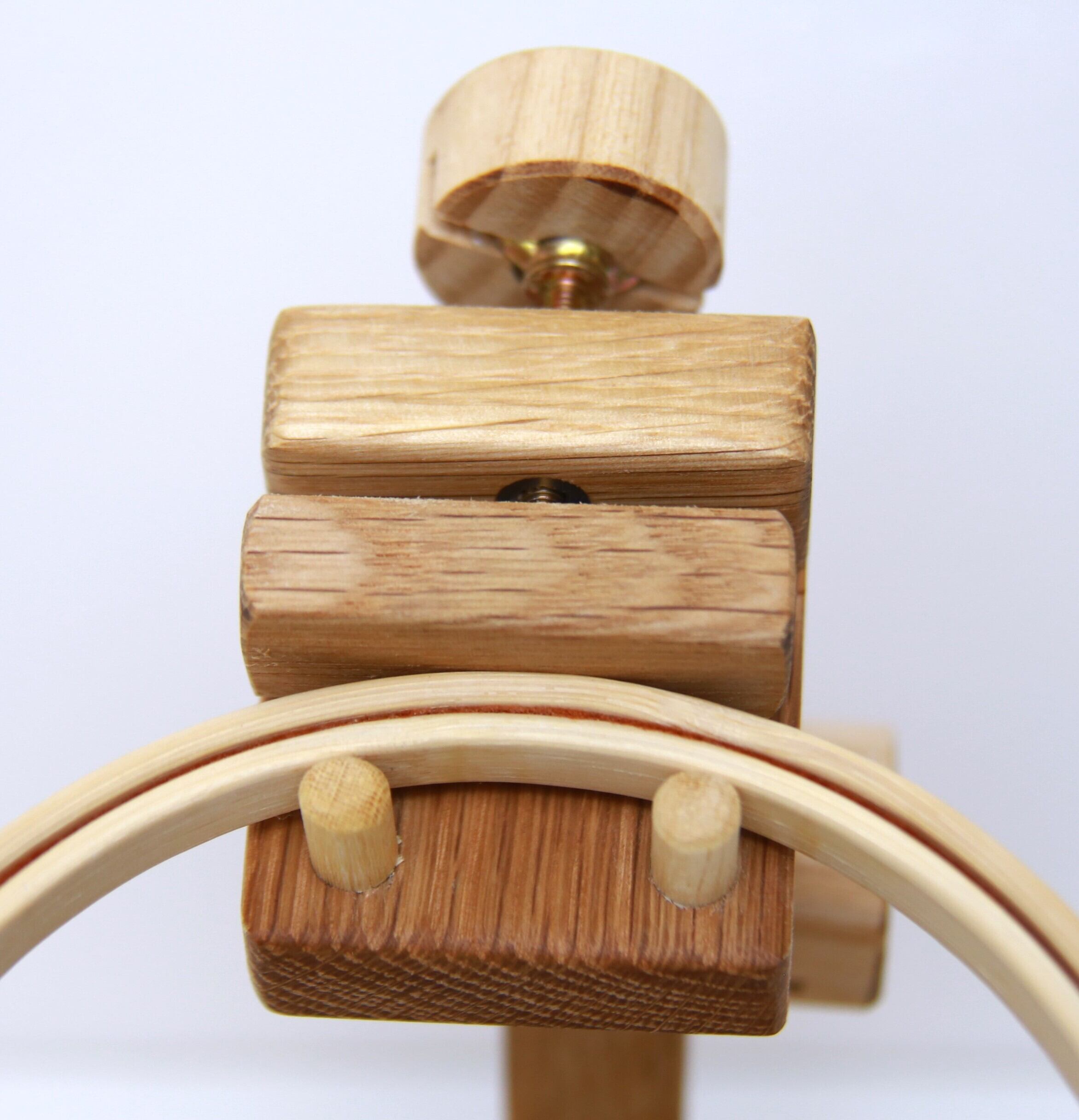 Embroidery Hoop Stand C+ (Oak Wood)【EXPORT】/EDDY WOODWORKS JAPAN