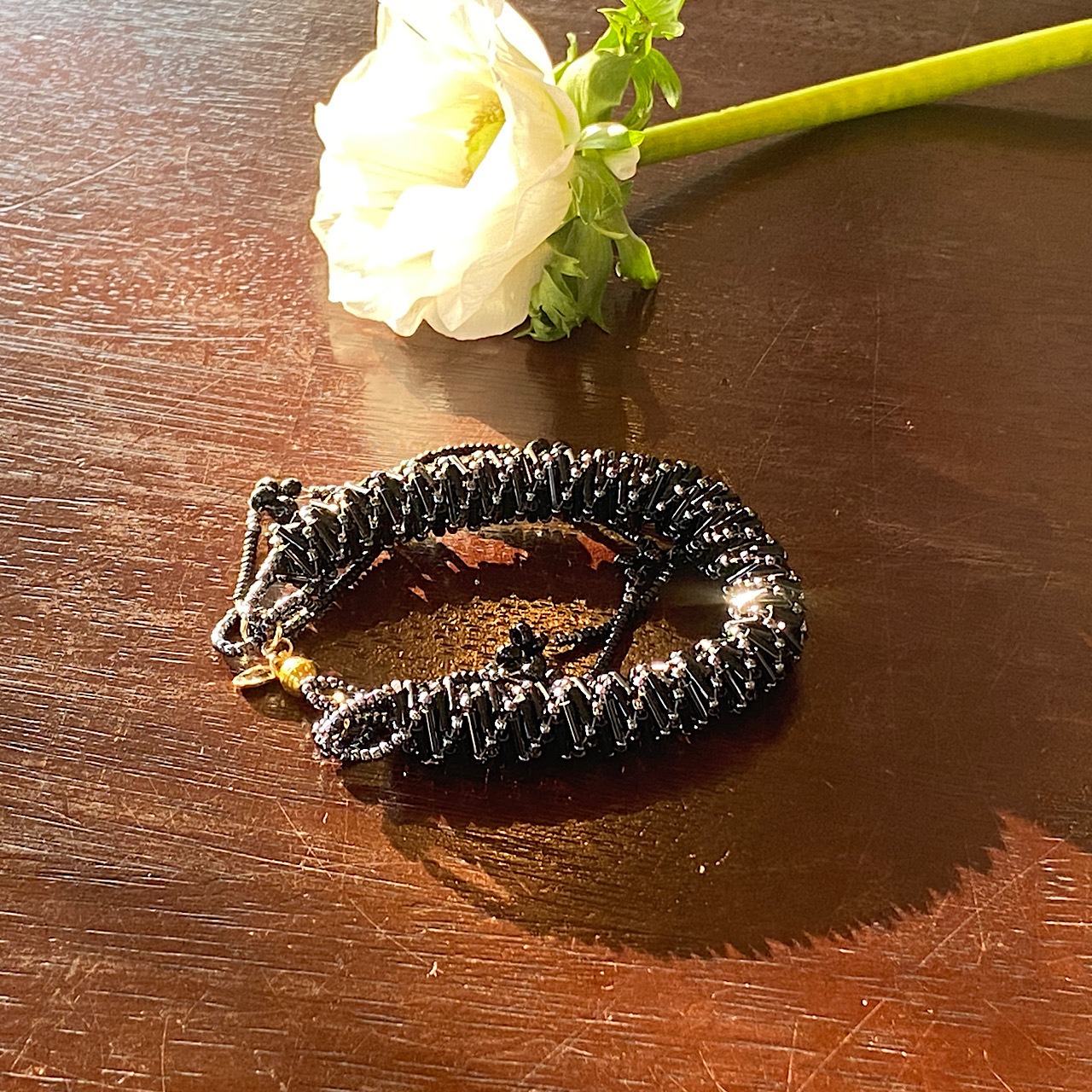 Kanade 奏 ブレスレット / Black flower