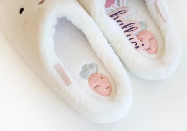 Zk ルームシューズ もこもこ 滑り止め スリッパ かわいい 北欧 うさぎ 動物 アニマル プレゼント ピンクホワイト 白 Coloring Life