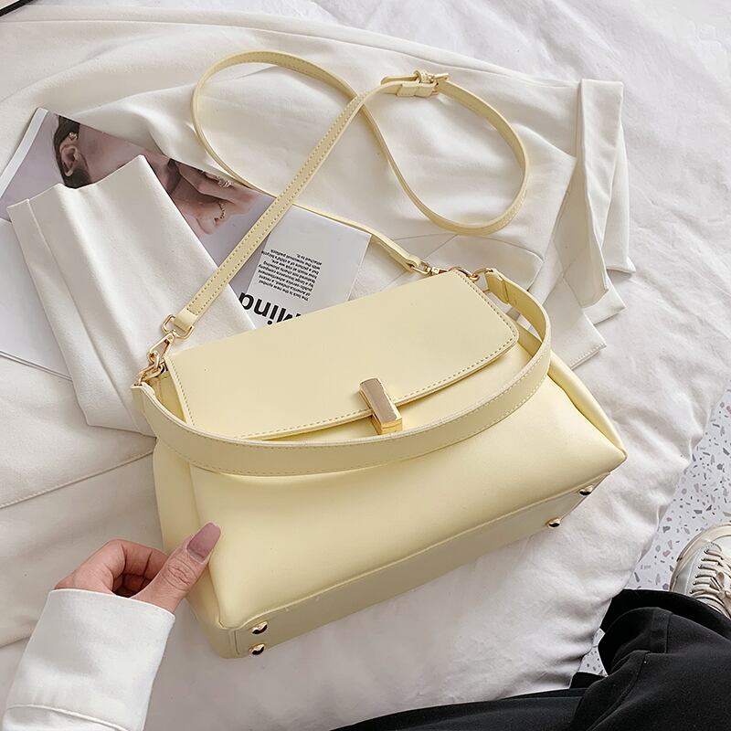 サマーレッド 夏物 トートバッグ Tiancai_Wing_Bag49874147757