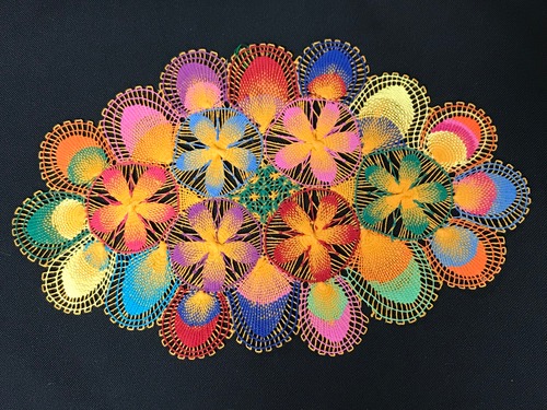 ニャンドゥティ のテーブルセンター No.18