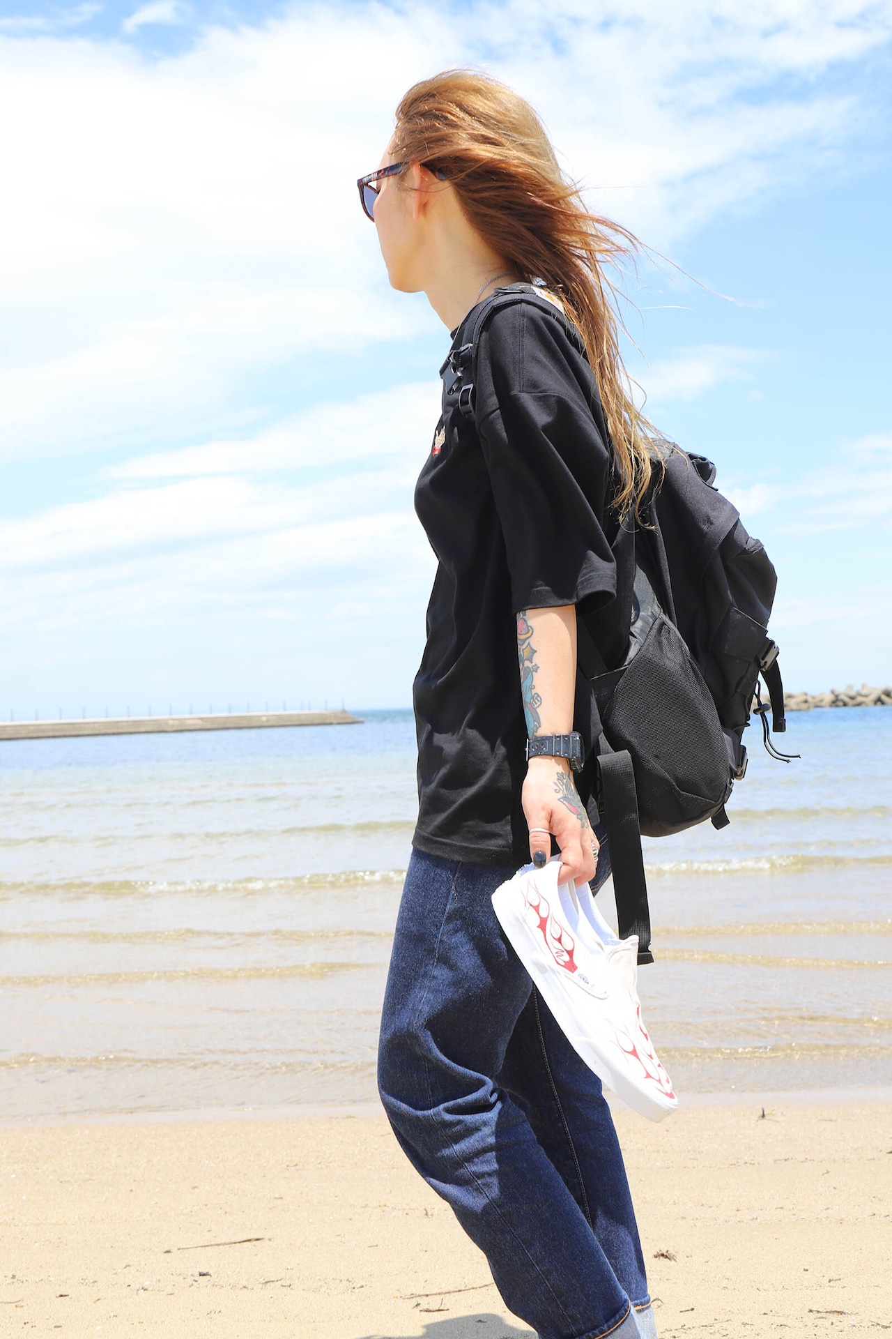 RAISE MIDDLE FINGER - 刺繍Tee(ビッグシルエット) (Sサイズ)