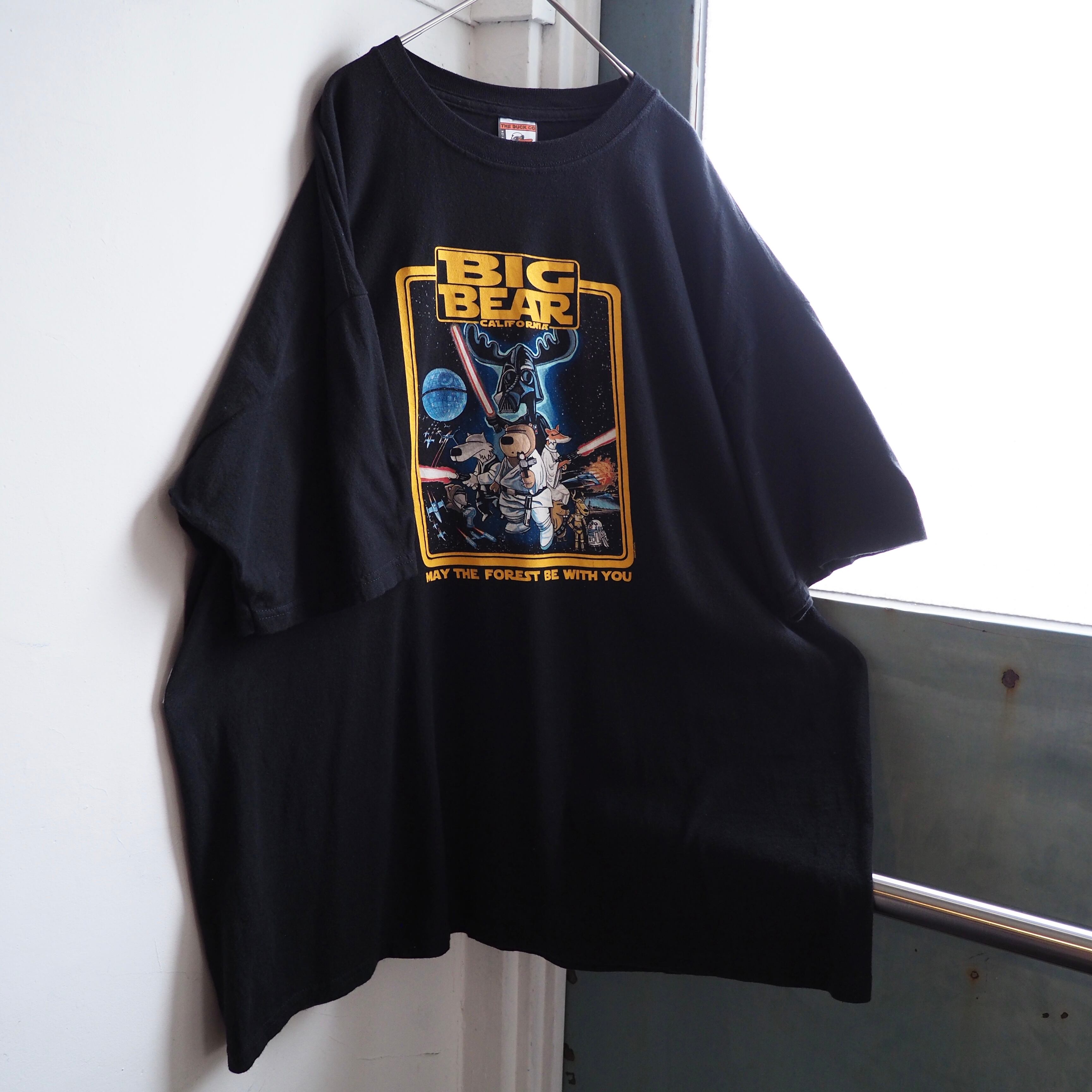 ” Animal wars ” Movie parody printed Black loose silhouette Tee