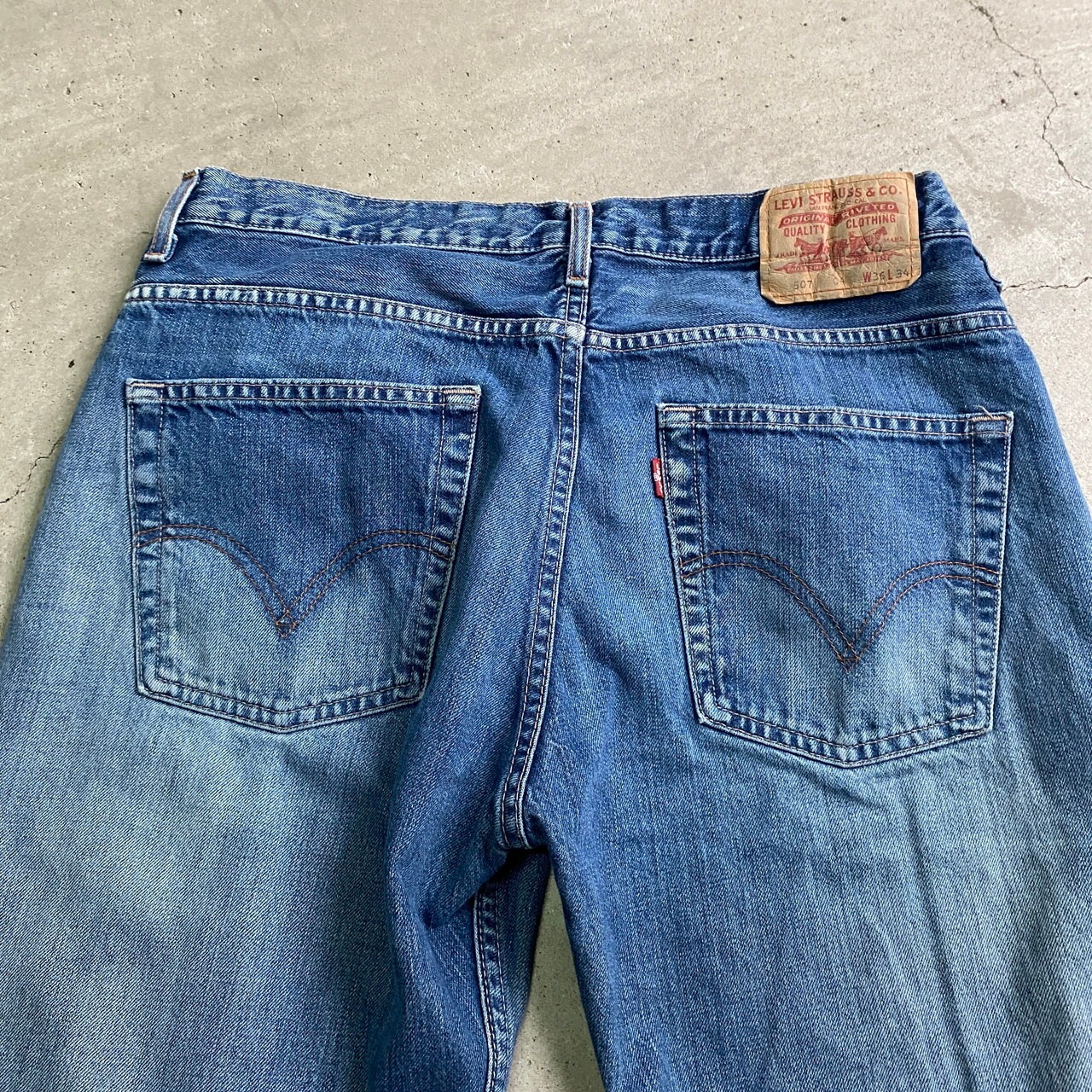 ユーロ Levi