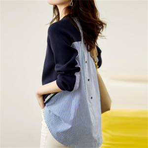 【送料無料】ブラウス 秋 長袖 プチプライス カジュアル系 コンサバ系 ストライプガラ アシンメトリー アンバランス丈 体型カバー ラウンドネック こなれ感 30代 40代 レディースファッション 可愛い お出かけ 女子会 デイリーユース お茶会 お呼ばれ 授業参観 大きめ ゆったり ラージサイズ プラスサイズ ママ服 ネイビー