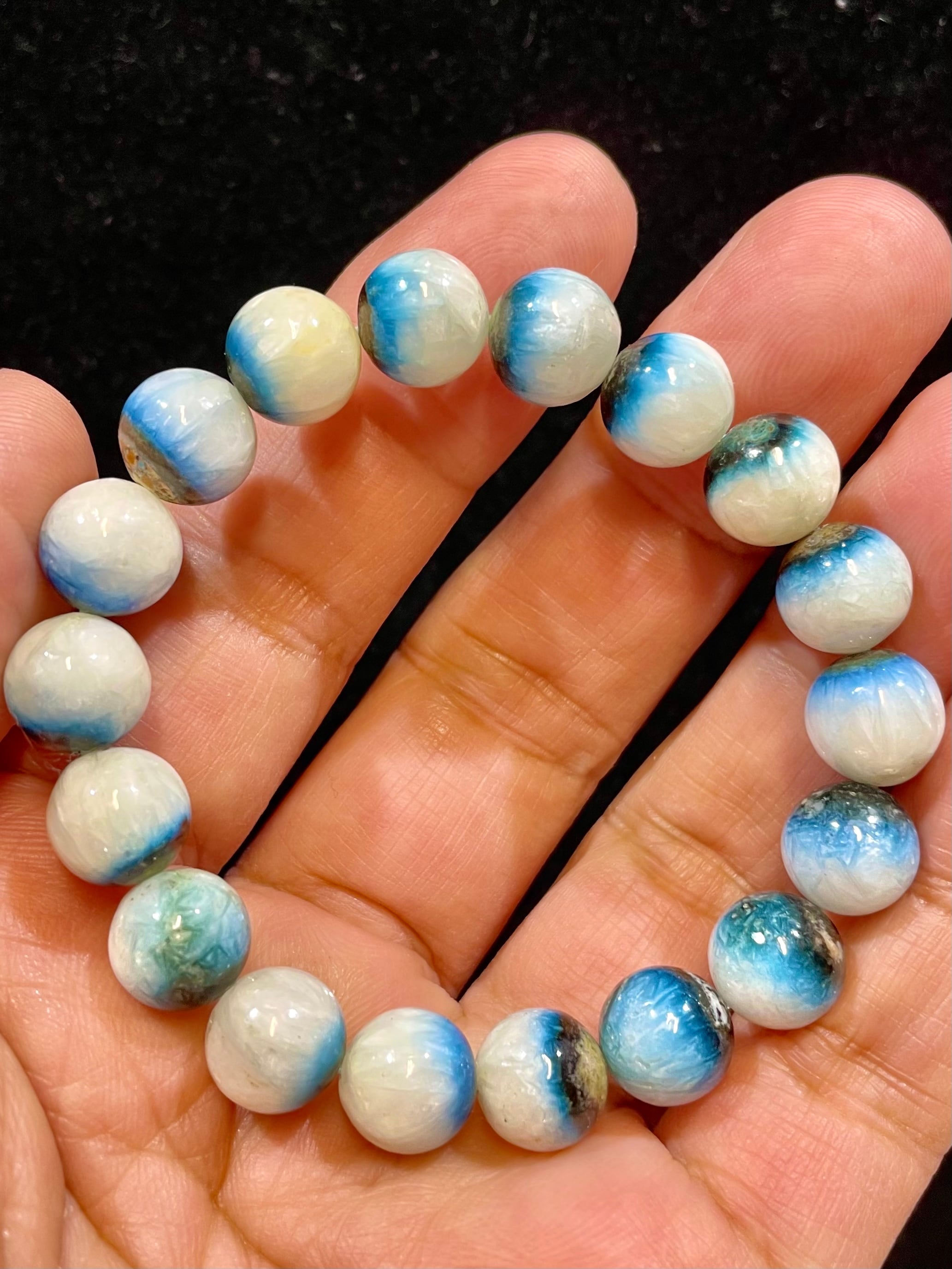 4) 超瞑想！「グレイシアライト・ブルーアイス」10mmブレスレット