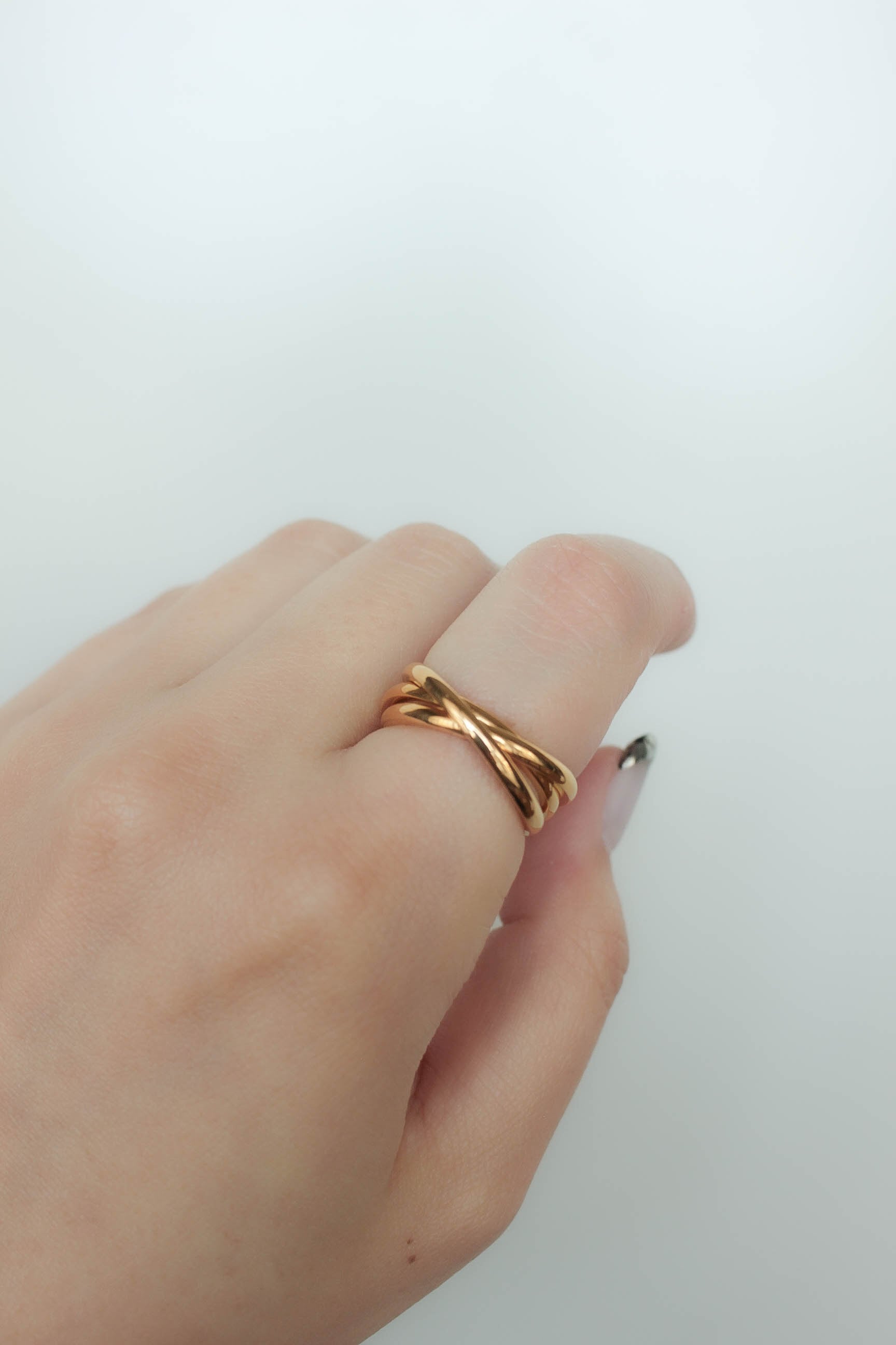 2mm Trinity Ring