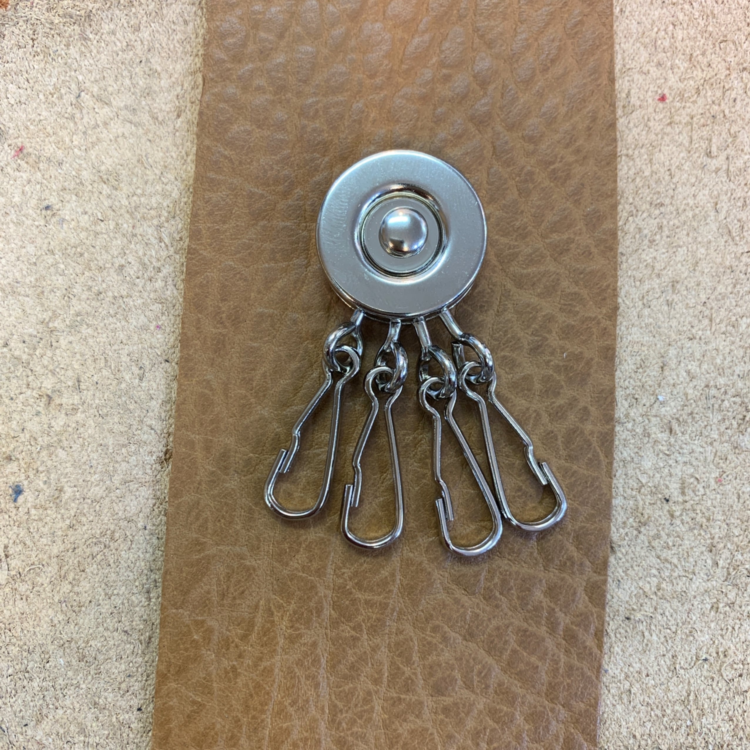 回転キー金具【ニッケル(1個入り)】JKS-1 | and leather【初心者～中級