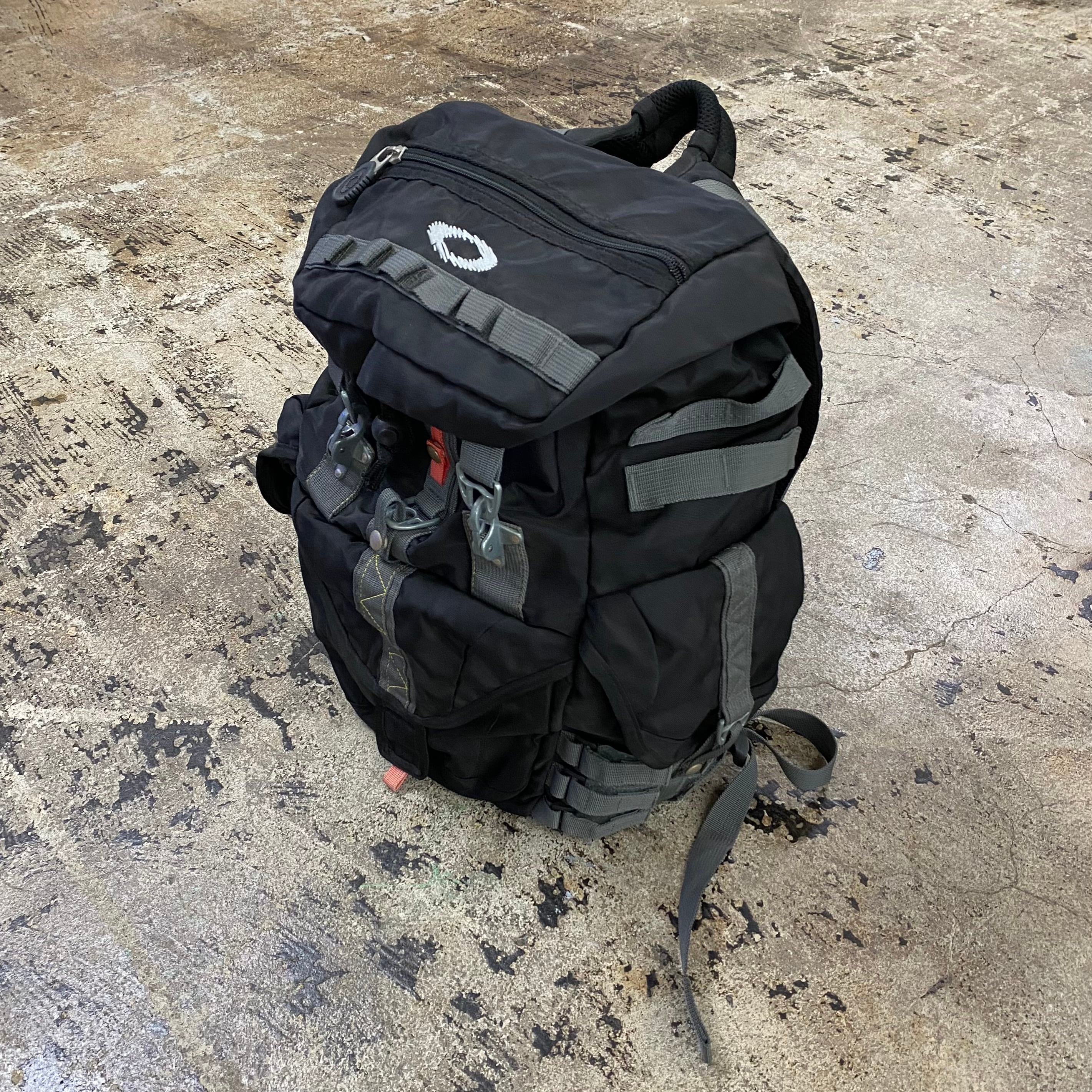 90s OAKLEY MAD SCIENCE METAL LOGO BACKPACK | GALAXIES