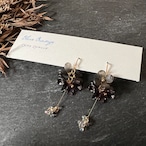 お花ビーズのピアス