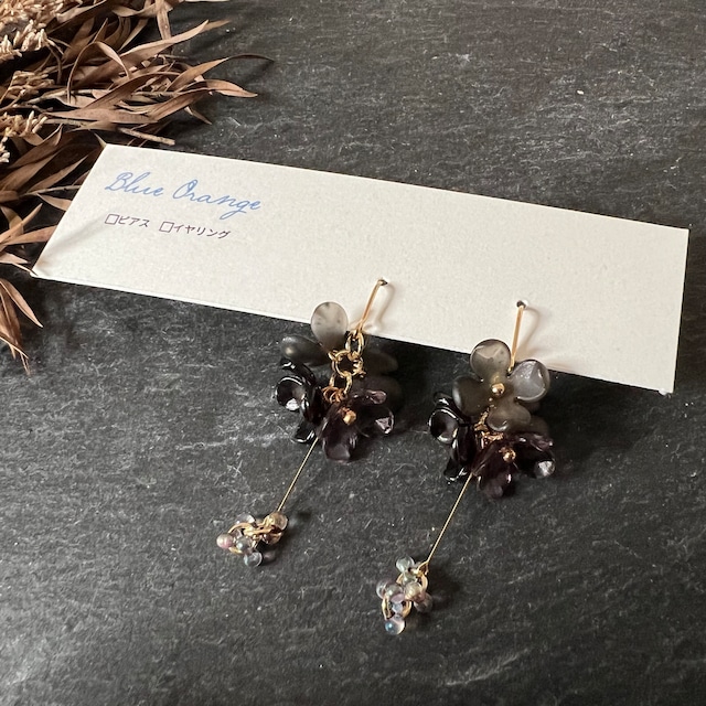 お花ビーズのピアス