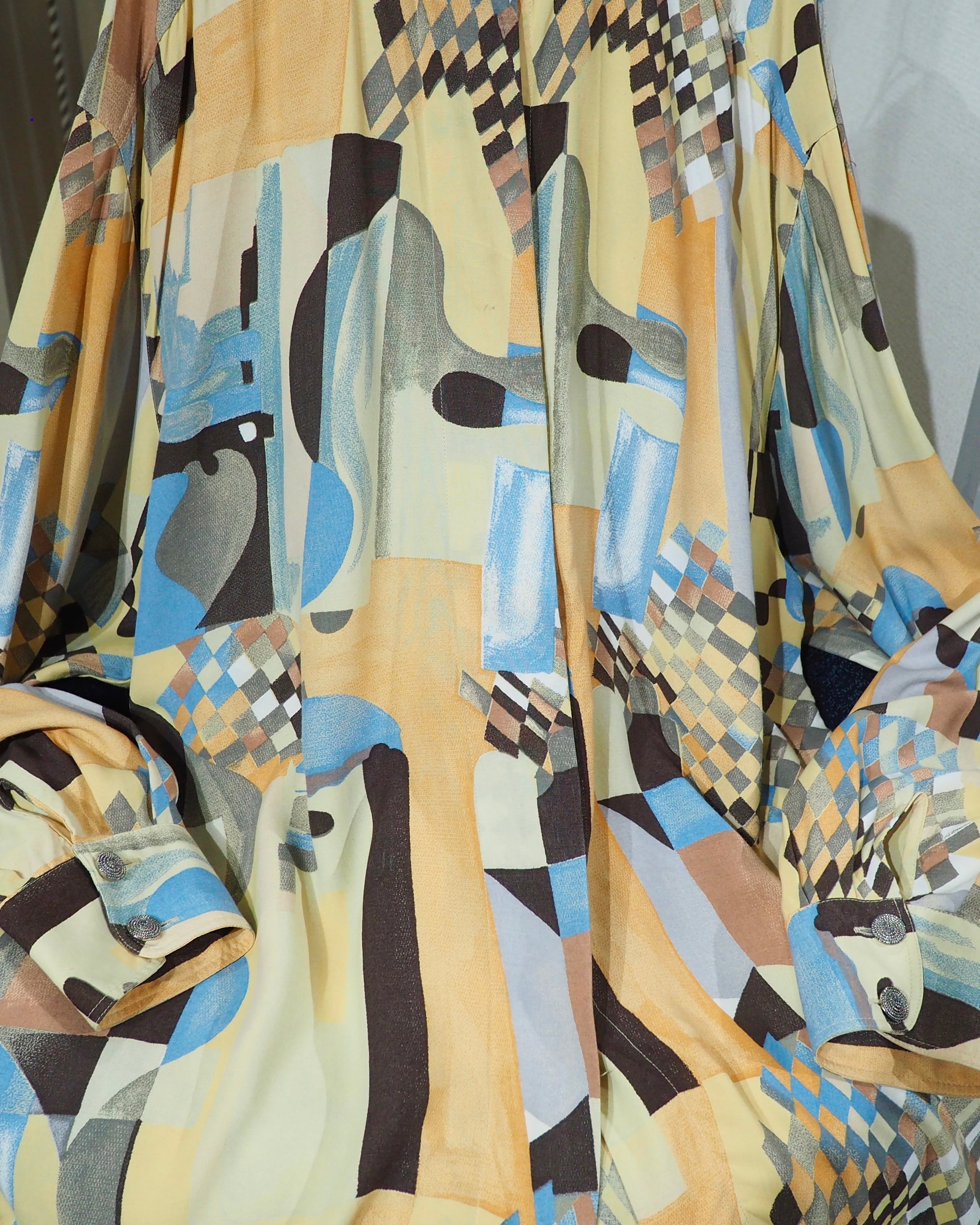 1980 - 90s Beautiful Abstract Art Painting vintage Drape No Collar Shirt