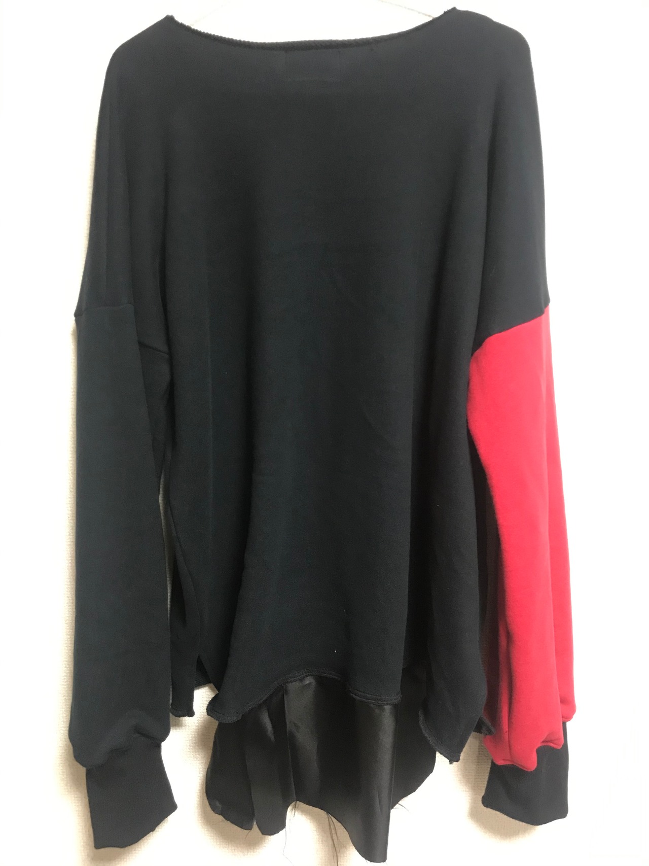 UNFINISHED変形ロングスリーブトレーナー