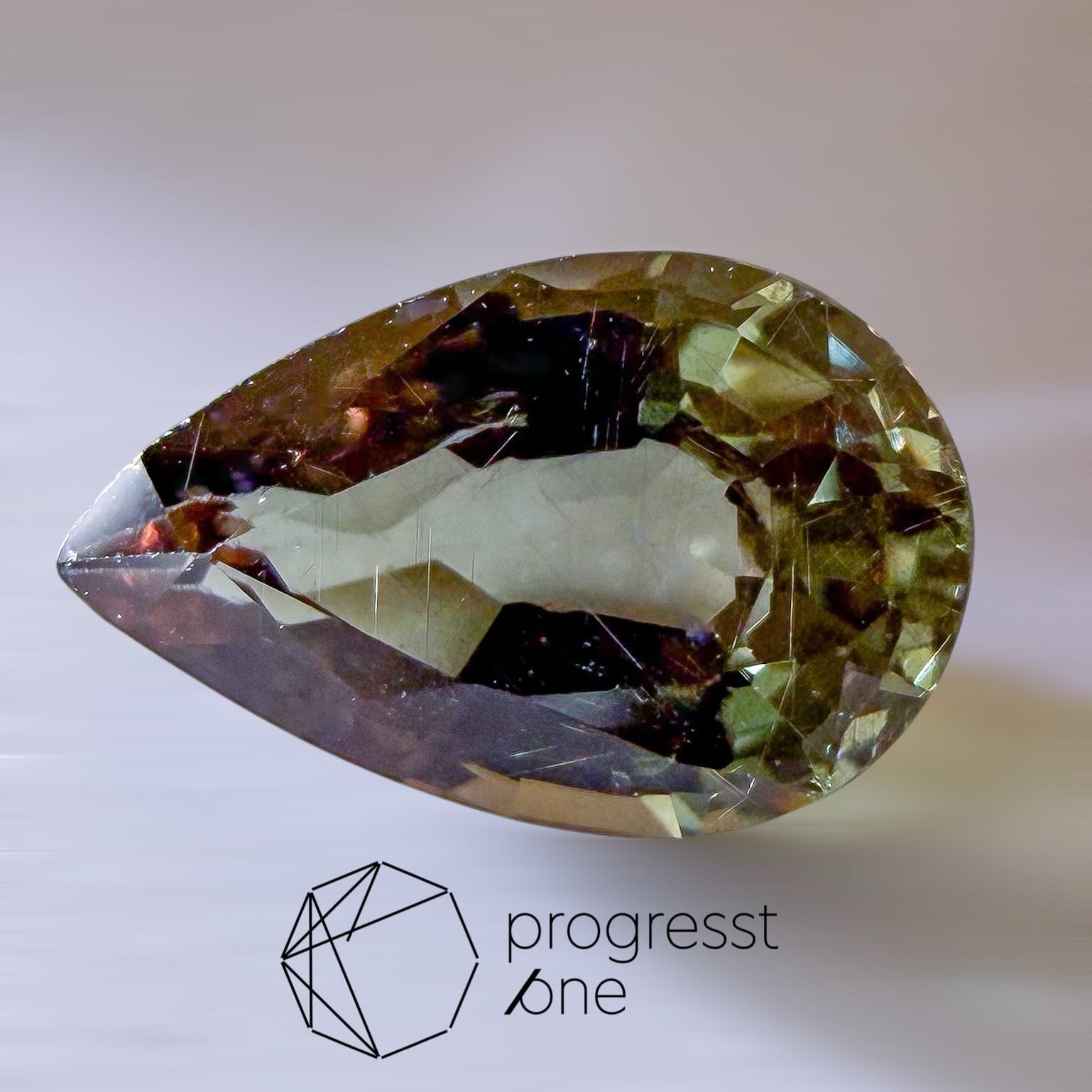 カラーチェンジガーネット0.55ct | progresstone