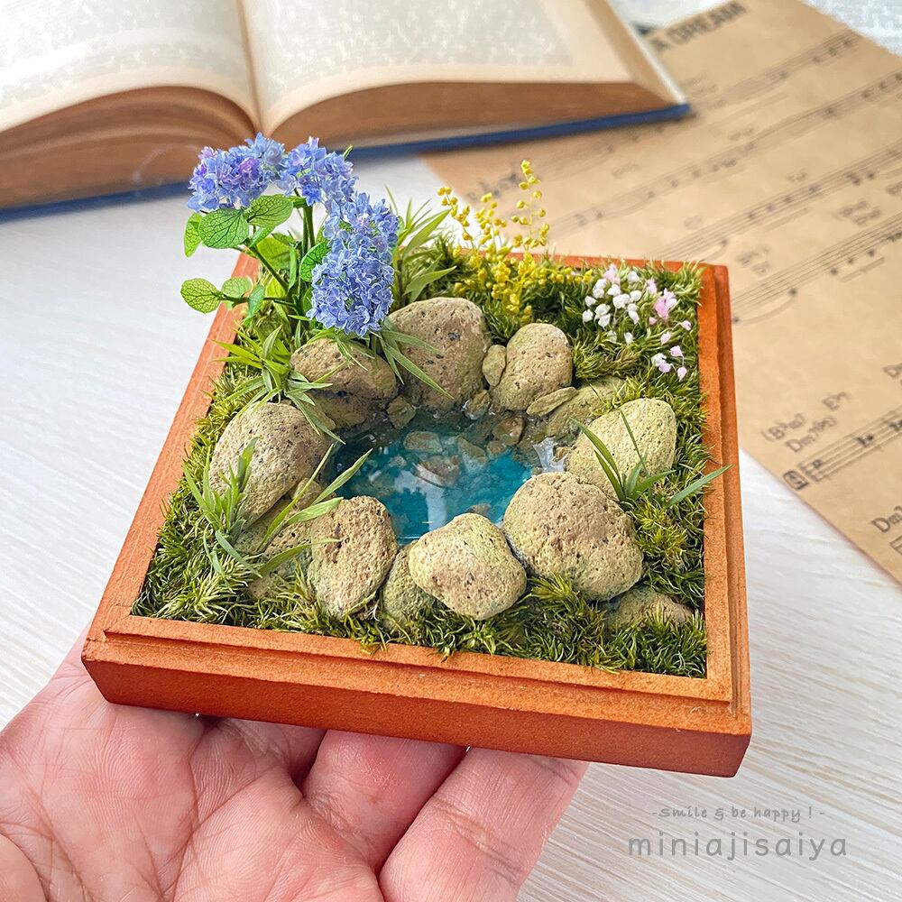 ＊虹と紫陽花で超Happy！＊シーグラスアート 天然石 限定品 】Haconiwa 石組池のほとりに咲く紫陽花 〜紫陽花のある風景