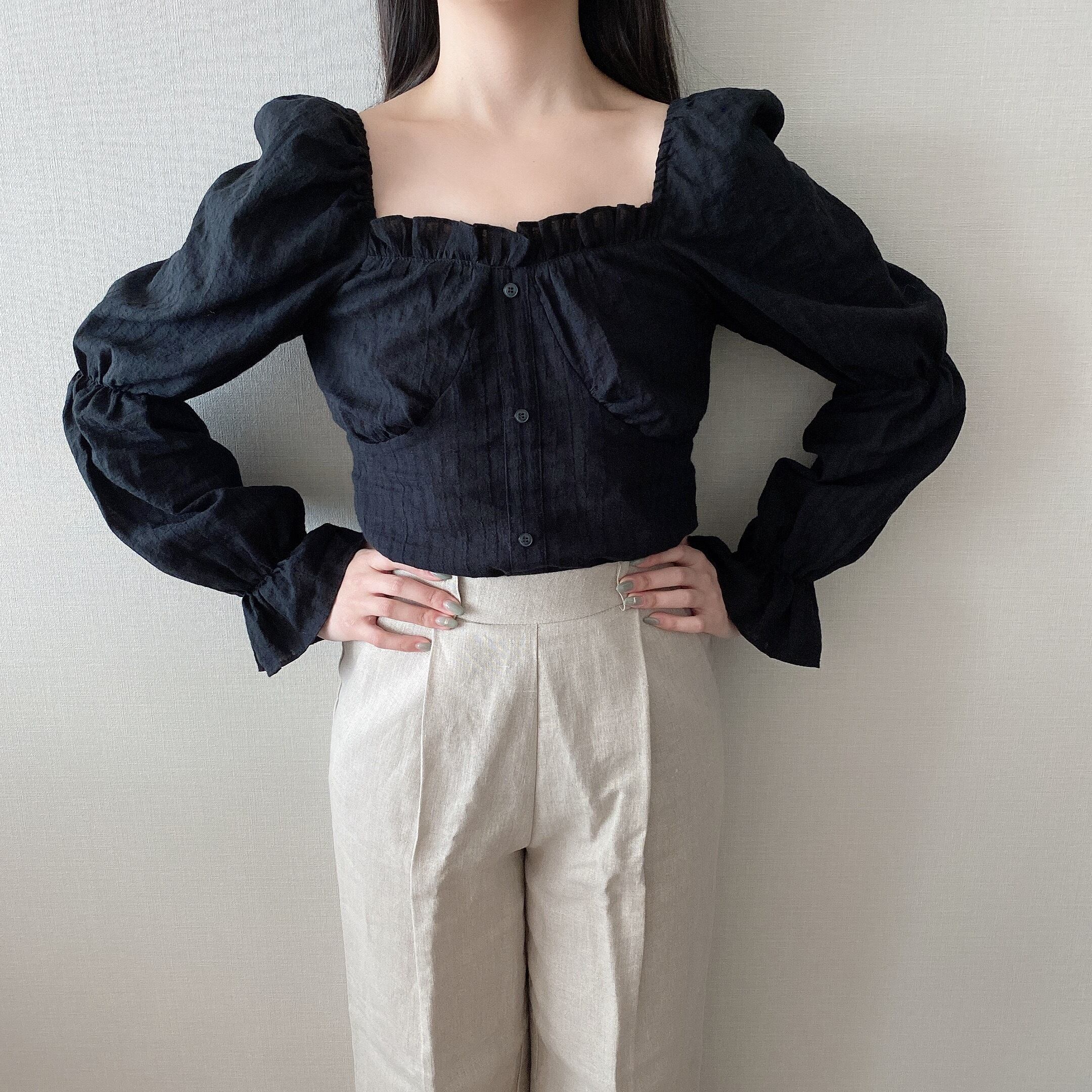 Diamond neck frill blouse /black (即納商品)