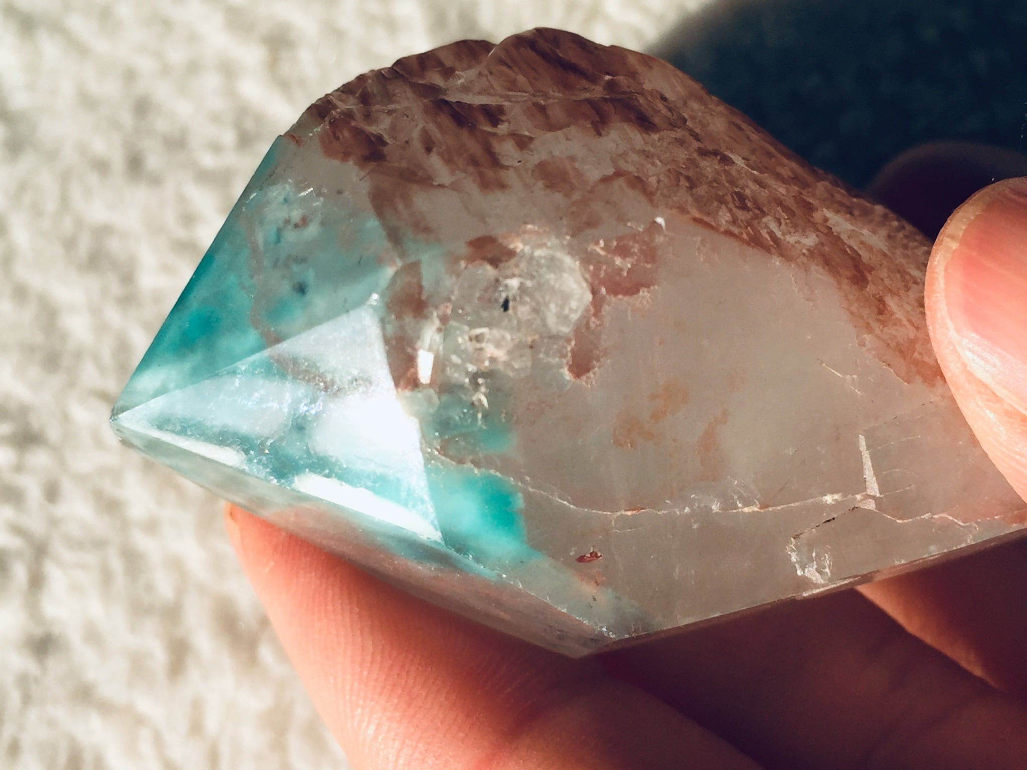 アホアイト イン クォーツ (メッシーナ産) | amenti crystal