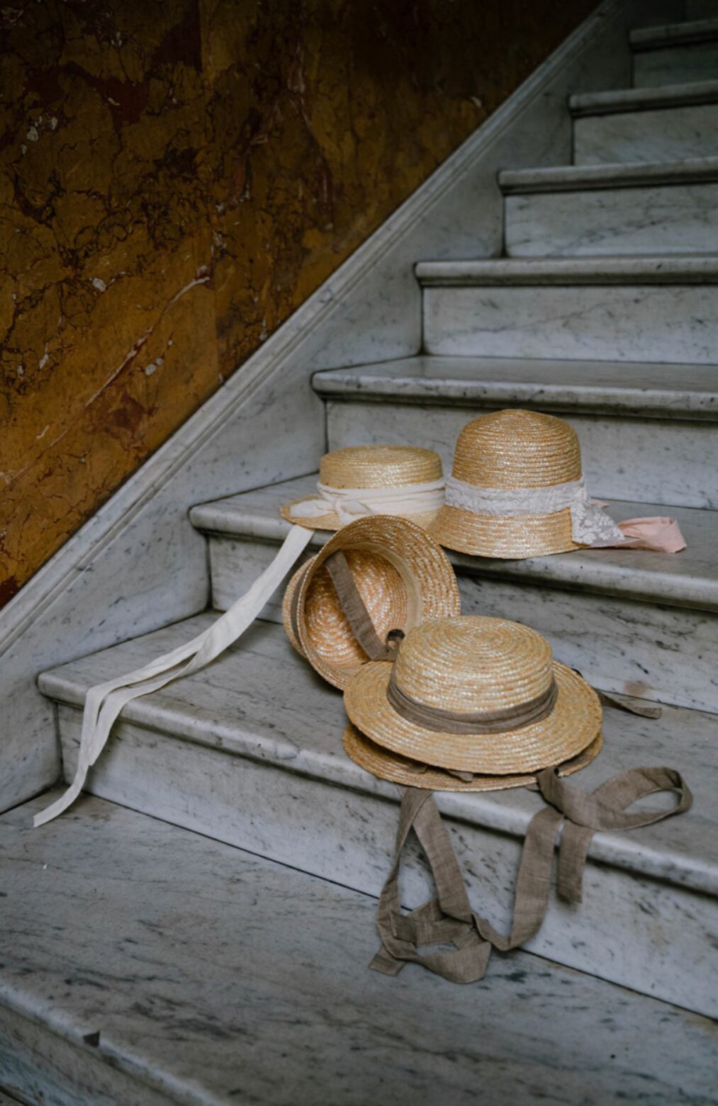 即納品】THE CLASSIC CANOTIER HAT sand _FROU FROU kids | いととはね