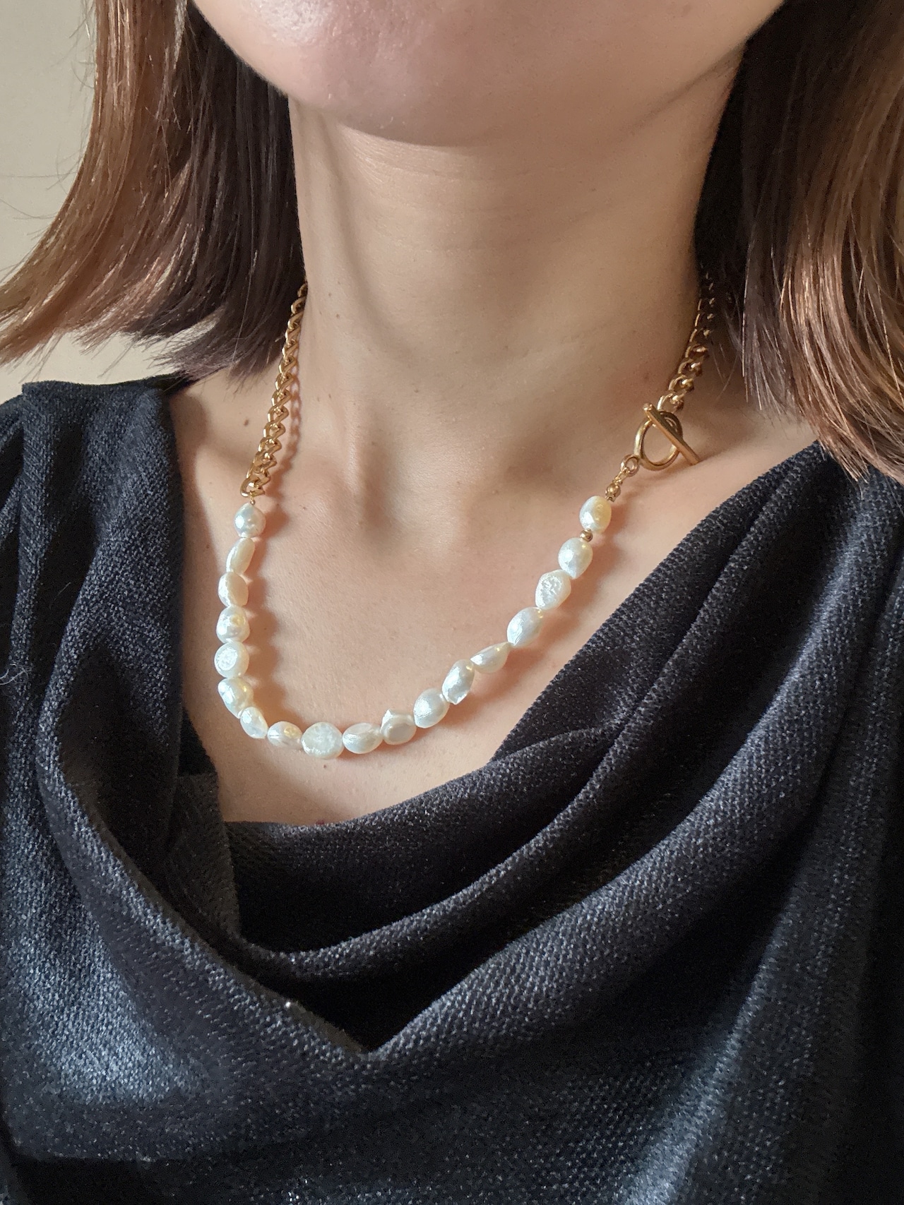 twist pearl necklace