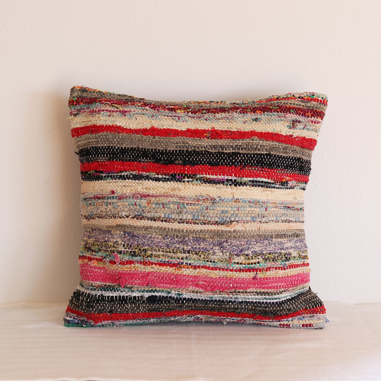 【即納品】オールドキリム・裂き織り・クッションカバー・1点もの(40×40cm)C-13959