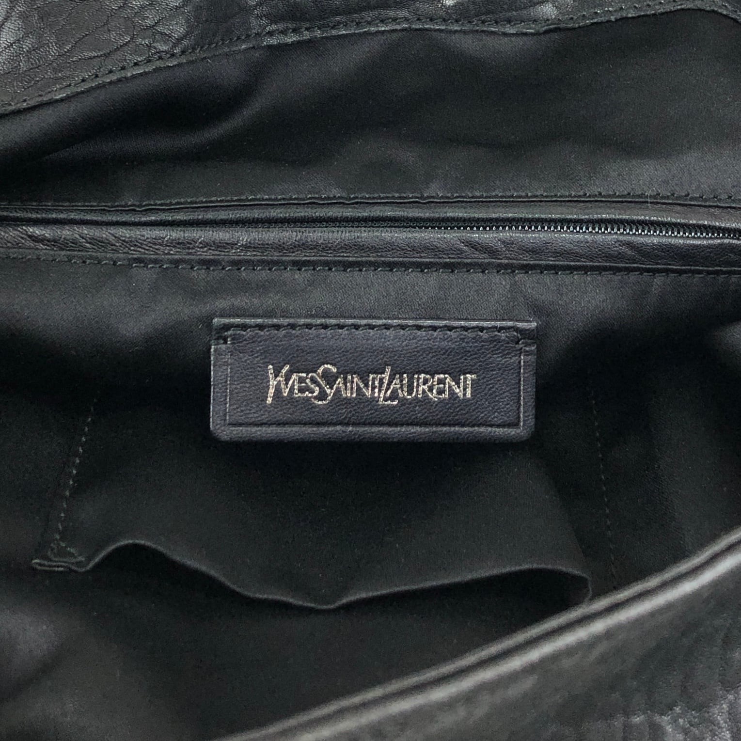 Yves Saint Laurent イヴ・サンローラン ショルダーバッグ ブラック