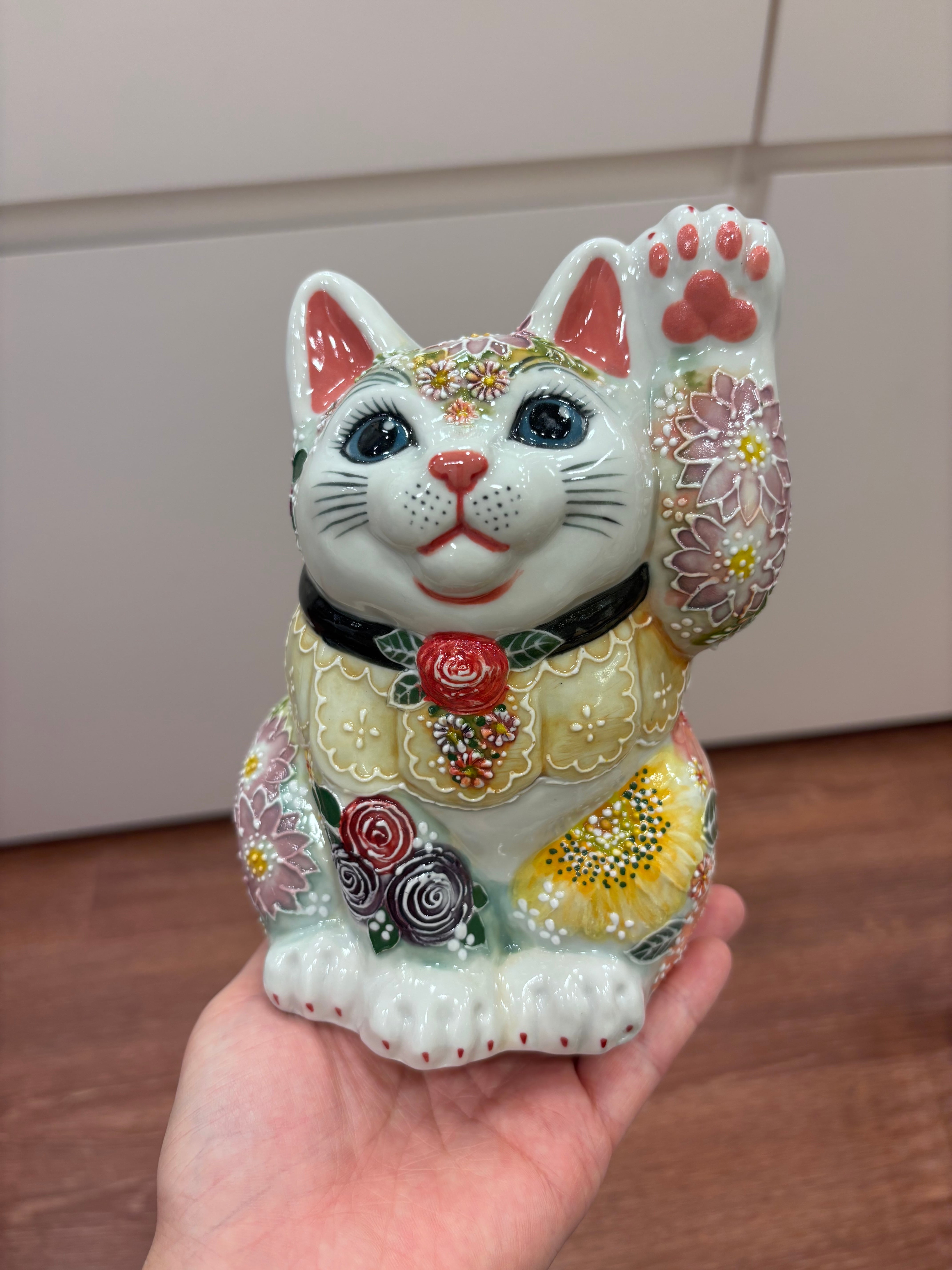 九谷焼 Kutani】4号白富士招き猫 | 野村右園堂 Online Shop