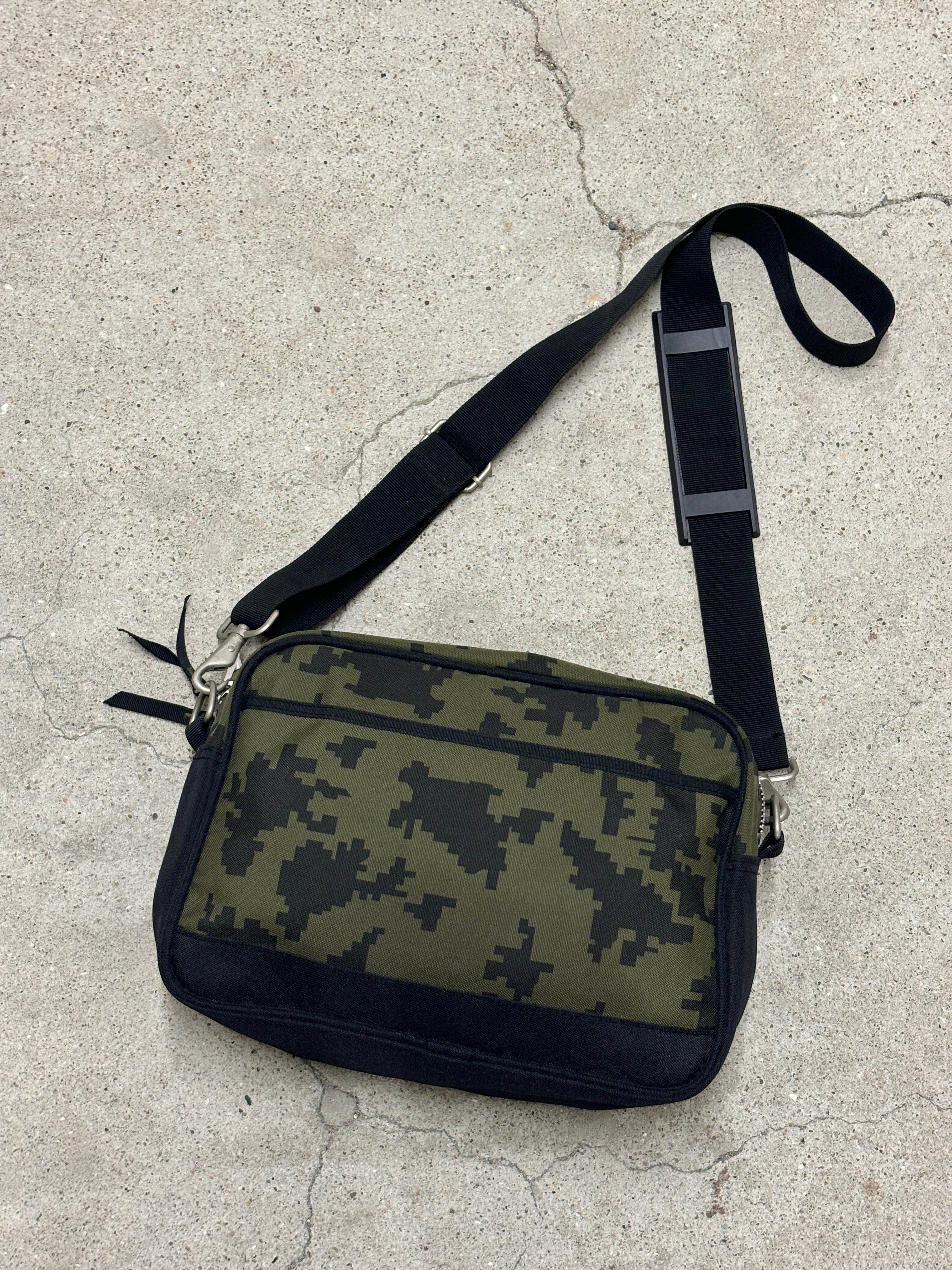 00s OLD STUSSY/Shoulder Bag/デジカモ/ショルダ－バッグ/P.G.S/カ－キ