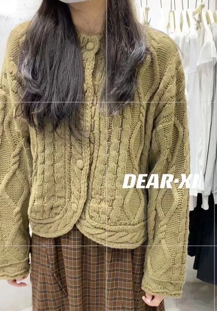 ケーブル編みニットカーデ　AJ2085-799