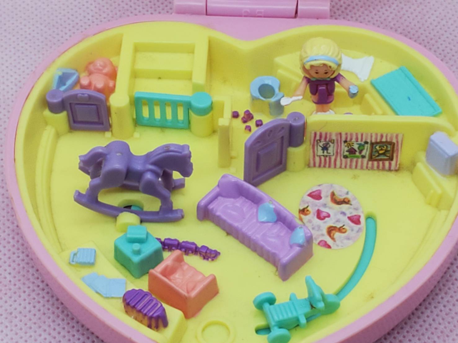 ベビーのおもちゃがいっぱい  1994年　完品