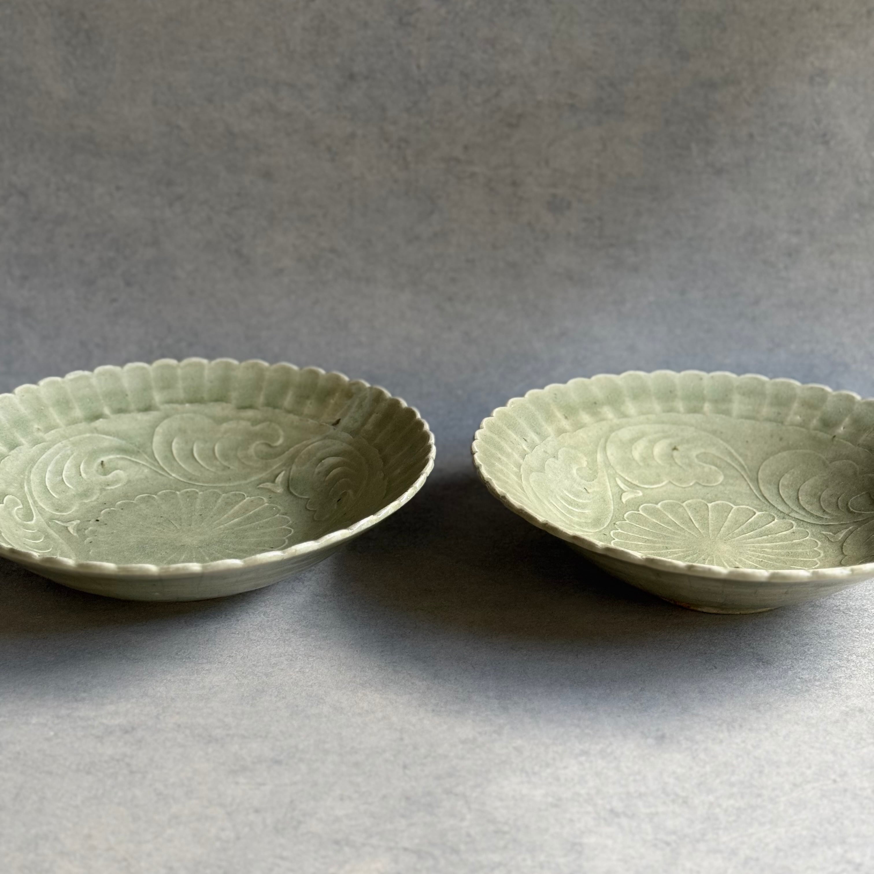 日高伸治 灰釉 印花菊花文碗 安南写 | gallery 一白