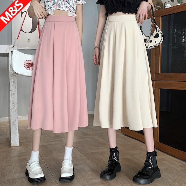 147cm〜　いちごとミルクのAラインスカート