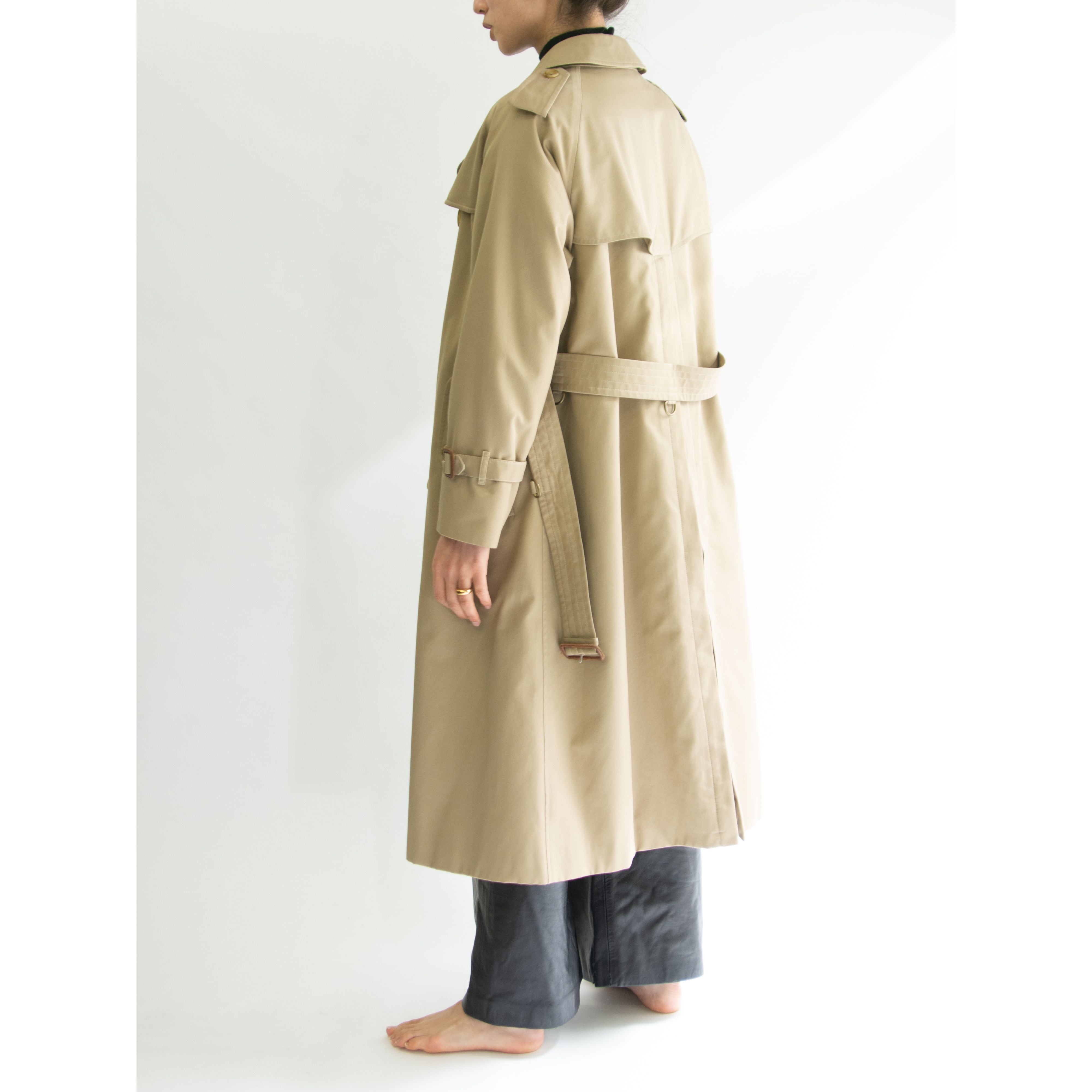 BurberrysMade in England 's 1piece sleeve trench coat