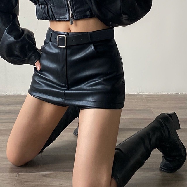 フェイクレザースカートショートパンツ　LT0020030