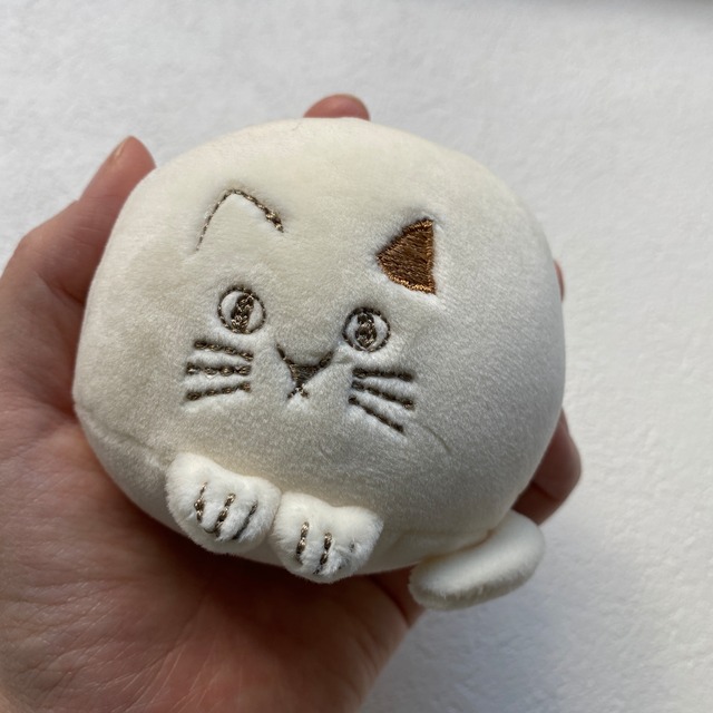クッション ホワイト｜【にゃふにゃふ】 手のひらにぎにぎぬいぐるみ