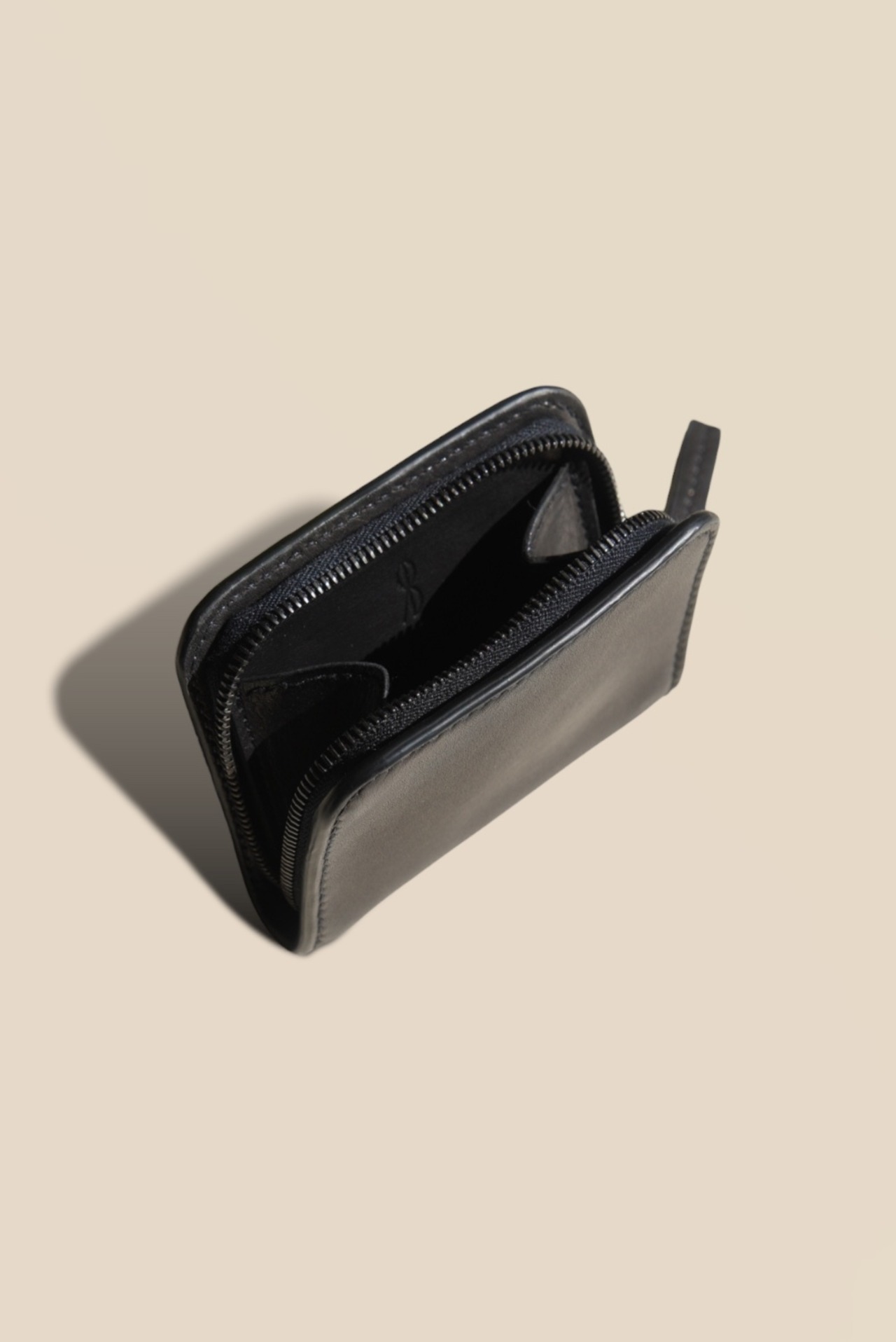 Fullzip purse