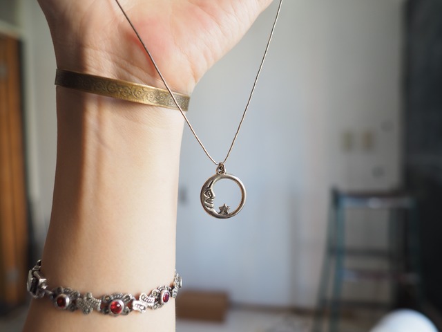 Vintage USA Silver Moon Pendant Necklace