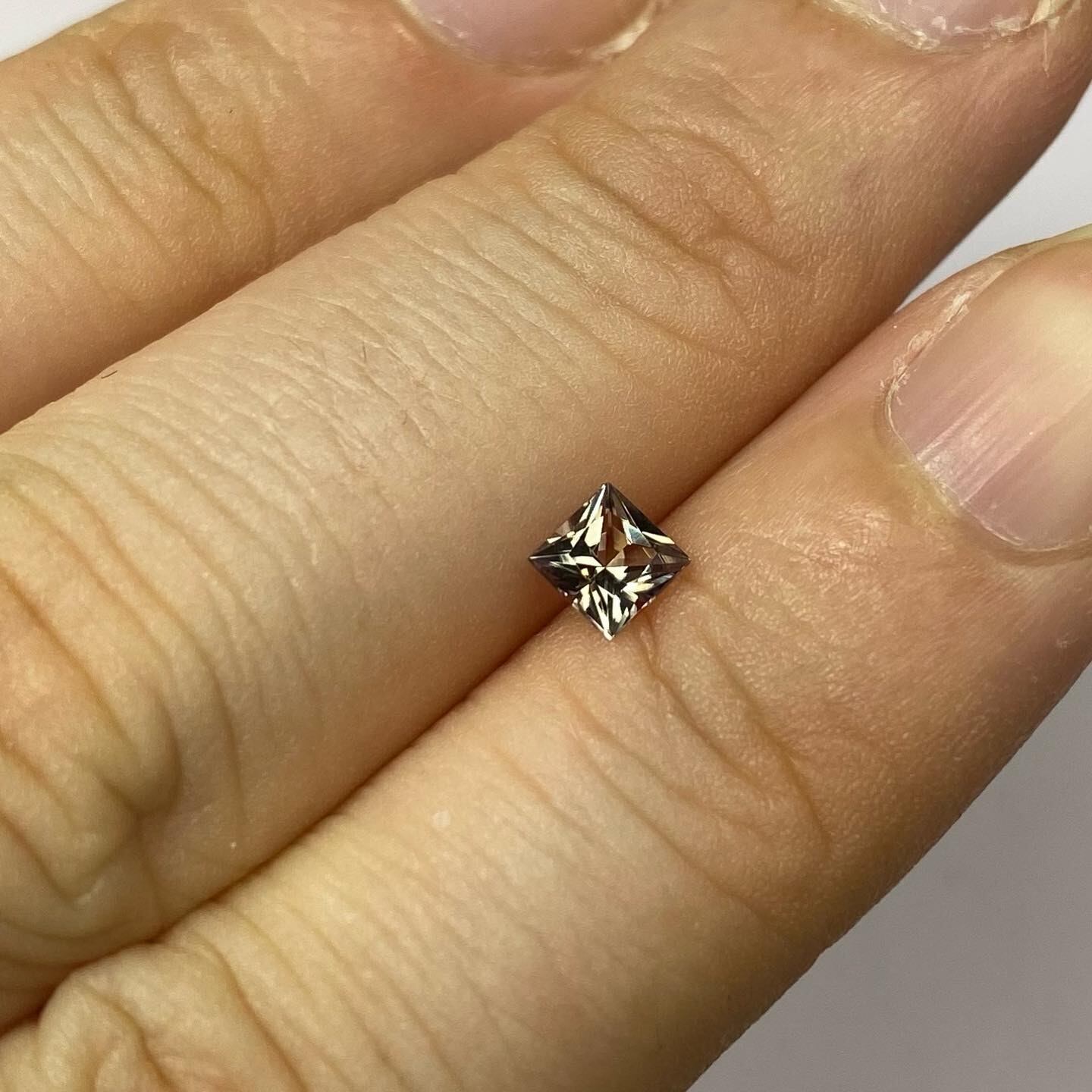 華麗な変幻 ダイアスポア