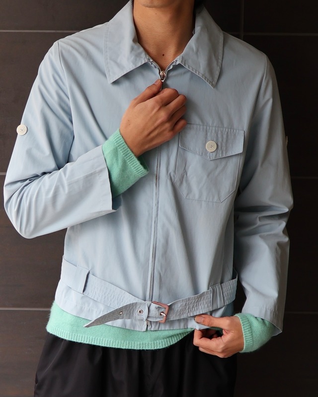 Short length belted zip-up blouson