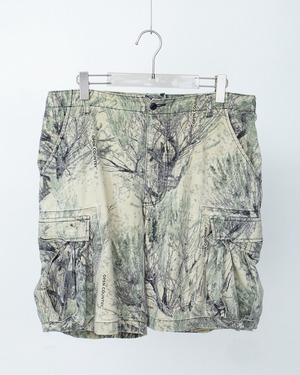 realtree camouflage pattern baggy cargo short trousers