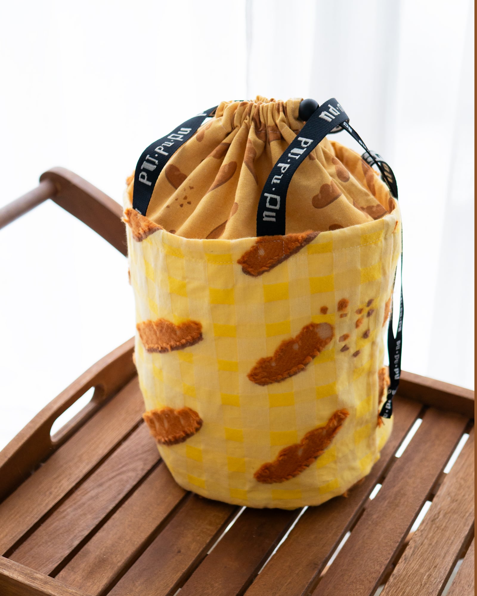 フランスパンのバケツ型トートバッグ