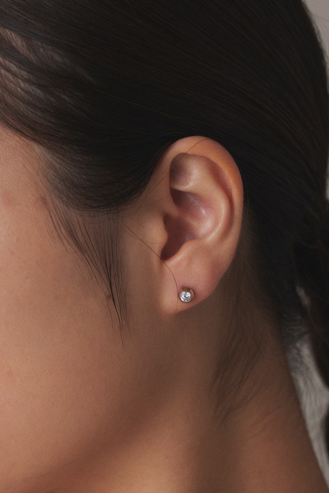 一粒 ジルコニア ピアス MP600